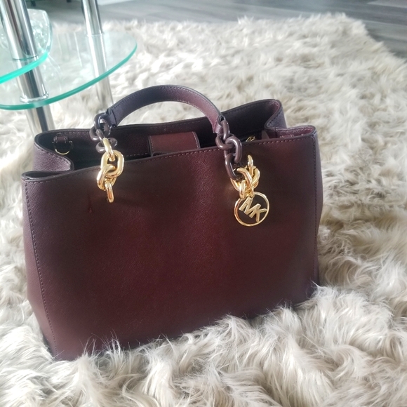 Michael Kors Handbags - Michael Kors Purse